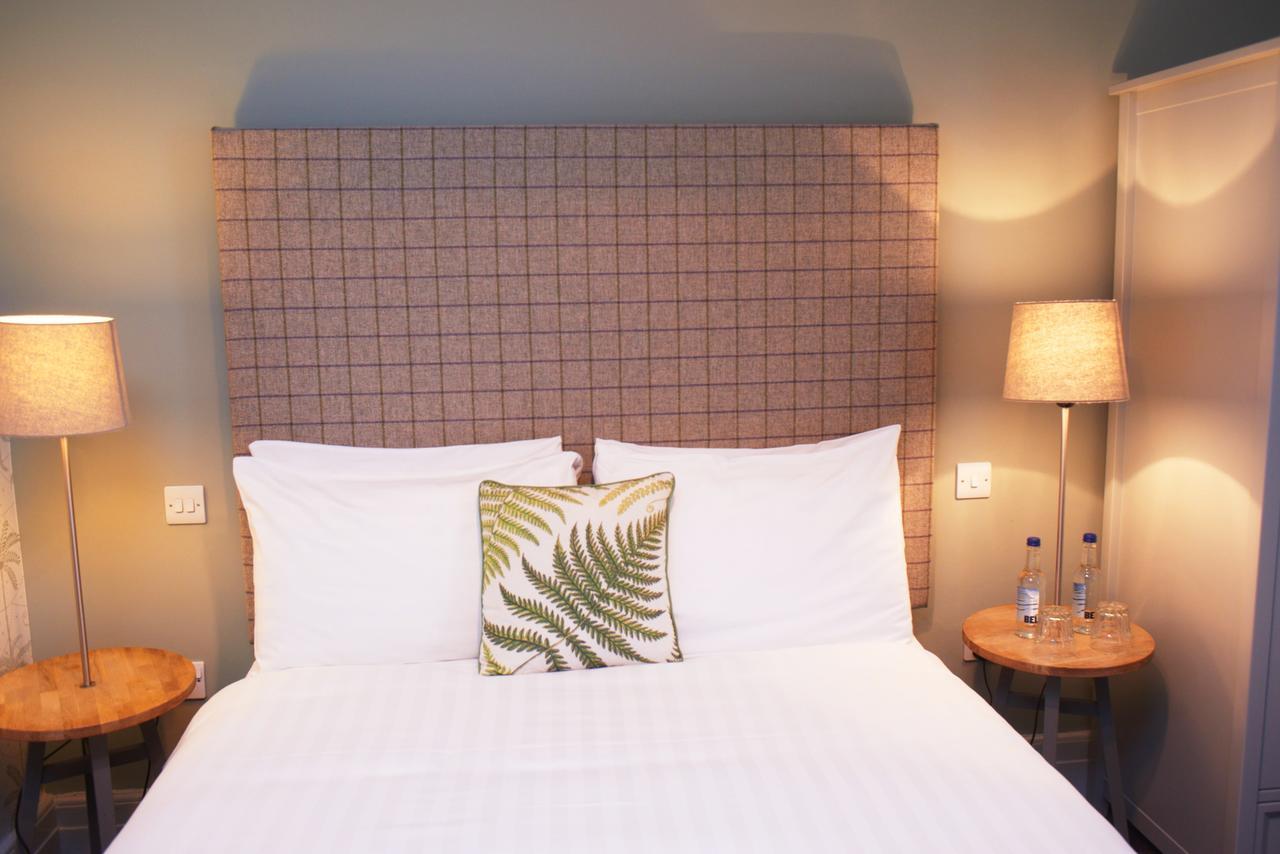 Embankment Hotel Бедфорд Екстериор снимка